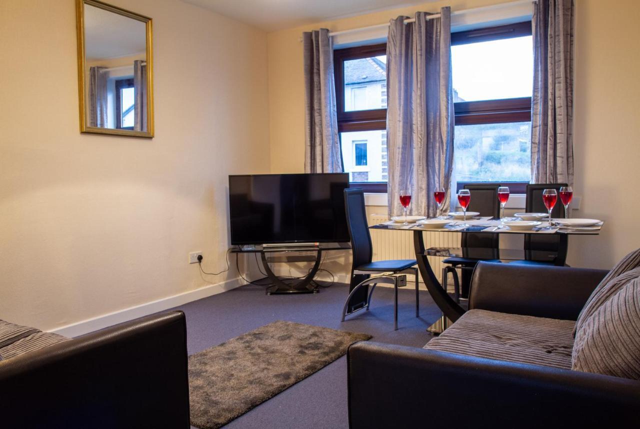 Appartement Carvetii - Fox House - 1St Floor Flat Sleeps Up To 8 à Dunfermline Extérieur photo